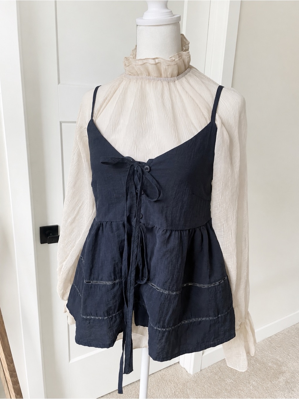 2 Piece Navy Tie Front Cami + Ivory Ruffle Blouse Set Small - Picture 1 of 4
